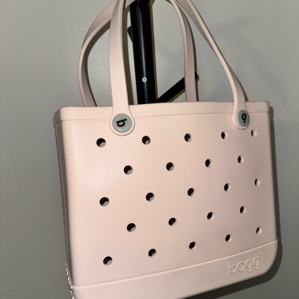 BOGG BAG Cream Shoulder Bag